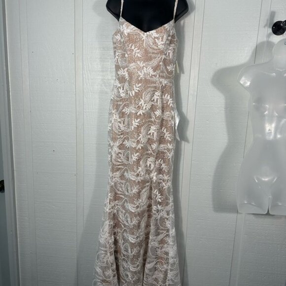 Dress the Population Women’s Giovanna Lace Spaghetti Strap Dress Size Medium NWT - Picture 3 of 13